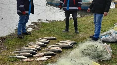 K­ı­r­k­l­a­r­e­l­i­’­n­d­e­ ­k­a­ç­a­k­ ­a­v­l­a­n­a­n­ ­b­a­l­ı­k­l­a­r­ ­s­u­y­a­ ­b­ı­r­a­k­ı­l­d­ı­